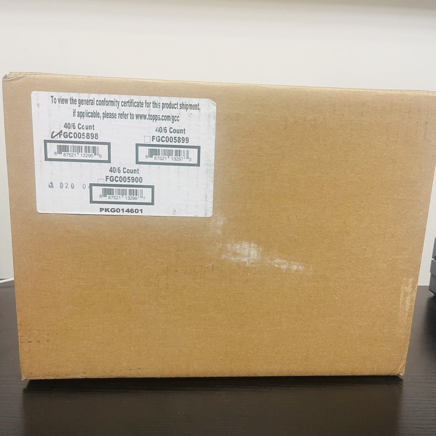 2024 Topps UFC Finest Blaster 40-Box Case